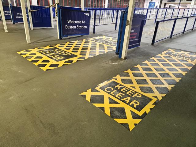 PREMARK™ safe-proofs London railway station