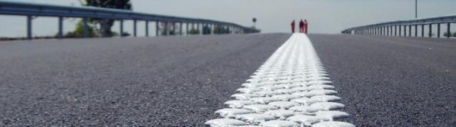 Thermoplastique appliqué à chaud de type II - Marquages très visibles la nuit par temps de pluie
